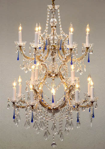 A83-7005/21537/13+6BLUEA great European tradition. Nothing was ever quite so elegant as the fine crystal chandeliers that lent sparkle to brilliant evenings in palaces and manor houses across Europe.