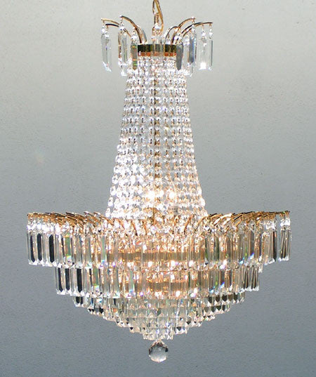 A93-875/9Dressed with 100% crystal, this chandelier is characteristic of the grand chandeliers which decorated the finest Chateaux and Palaces across Europe and reflects a time of class and elegance 